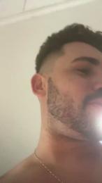 Leo_dot25 webcam model stream image