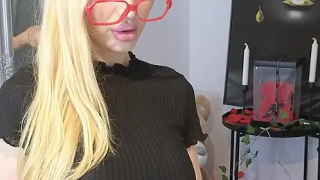 JuliaJuliette webcam model stream image