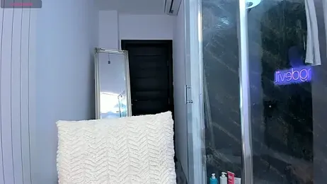 realhotfallingdevil webcam model stream image