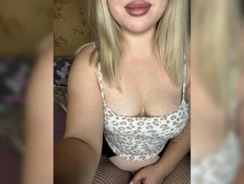 Annabelle18 webcam model stream image