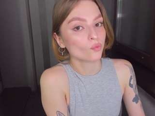 malenagold webcam model stream image