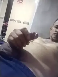 Arteiroelo webcam model stream image