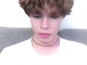 pawclaw webcam model stream image