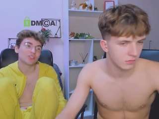 travis-wolf webcam camsoda model stream image