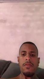 Soaresluucas29 webcam model stream image