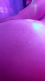 gurlnips webcam model stream image