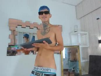 darwin_ggh webcam chaturbate model stream image