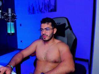 Bruno Oconer webcam flirt4free model stream image