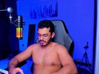 Bruno Oconer webcam model stream image