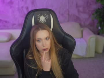 kira0541 webcam model stream image