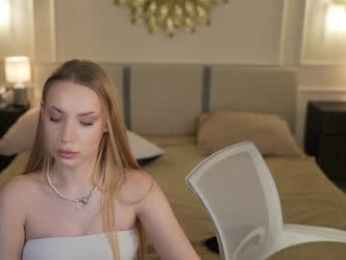 kira0541 webcam model stream image