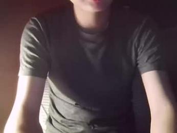 sweetiepuppy421 webcam model stream image