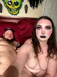 ANNIEandHUNNIE webcam model stream image