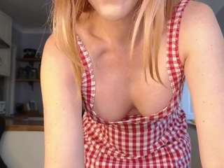 stripmequick webcam model stream image