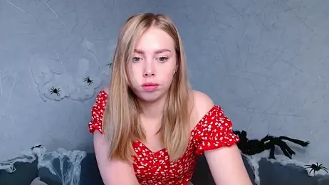 sofiaa_here webcam stripchat model stream image