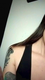 Lilymo webcam model stream image