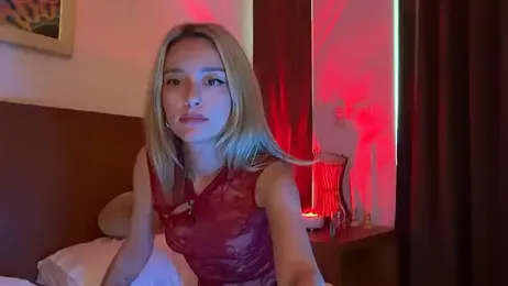 SirenaBelle webcam model stream image