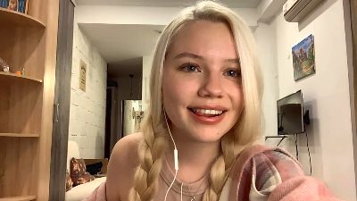 PLUSHIE_EYES webcam model stream image