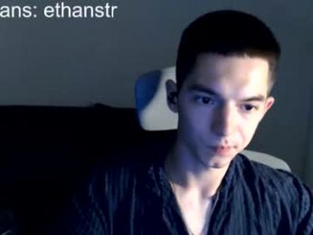 yourethan webcam model stream image