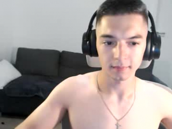yourethan webcam model stream image
