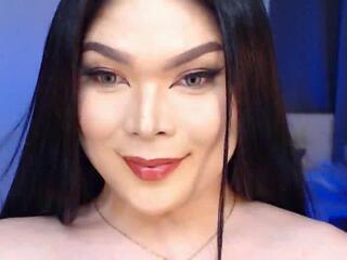 Madelaine Marquez webcam model stream image