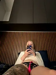 StellaCinderella webcam model stream image