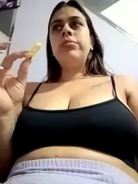 MariBelle1 webcam stripchat model stream image