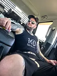 Beardedtattood webcam model stream image
