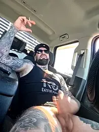 Beardedtattood webcam model stream image