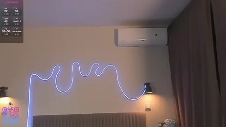 BreezeJam webcam model stream image