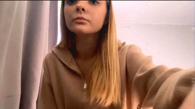 SuziFairbanks webcam model stream image