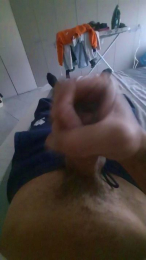Luchino24cm webcam model stream image