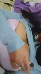 Denucrazy webcam model stream image