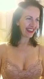 Milfona77 webcam cam4 model stream image