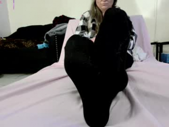 jjjust4fun1985 webcam model stream image
