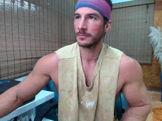 Icarus Secret webcam flirt4free model stream image