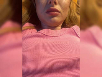 YourBarbiee webcam model stream image