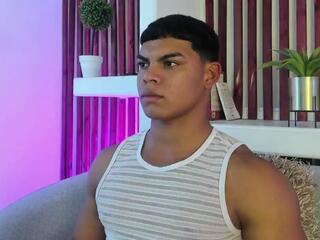 Bruce Stroud webcam model stream image