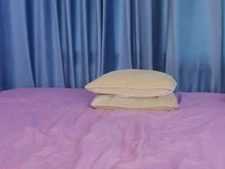 ilonaholmes webcam model stream image