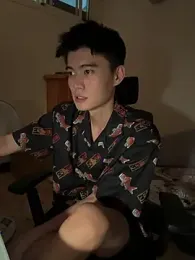 CalvinHY webcam model stream image