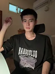 CalvinHY webcam model stream image