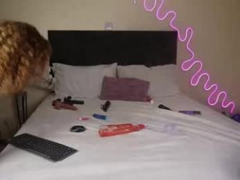 nia_bell webcam model stream image