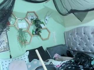 sherylee webcam model stream image