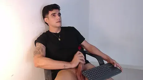 adam_levis17 webcam model stream image