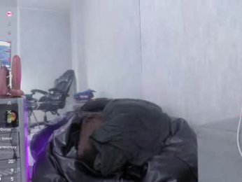 almazz_ webcam model stream image