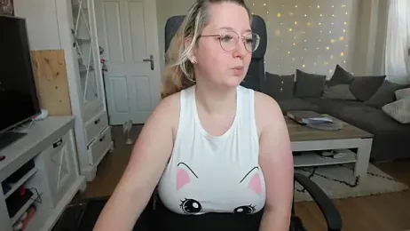 Lillyloo_ webcam model stream image