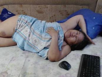 MilfZulfiya webcam model stream image