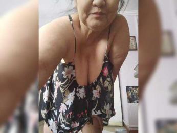 MilfZulfiya webcam model stream image