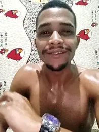 LATREL22ctmtrs webcam model stream image