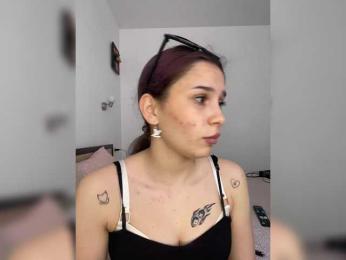 DariKoleva webcam model stream image